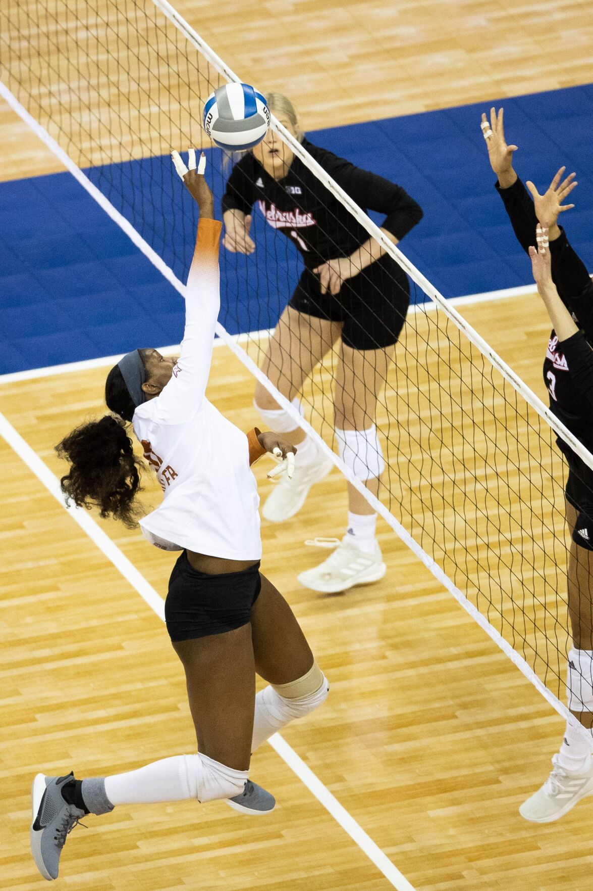 042021-owh-spo-nuvolley-ar07.JPG